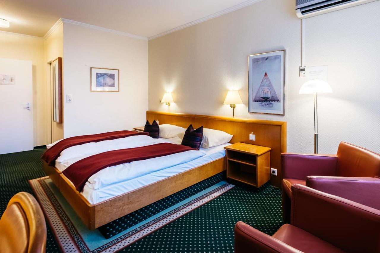 Consul Retro Hotell Bonn Exteriör bild